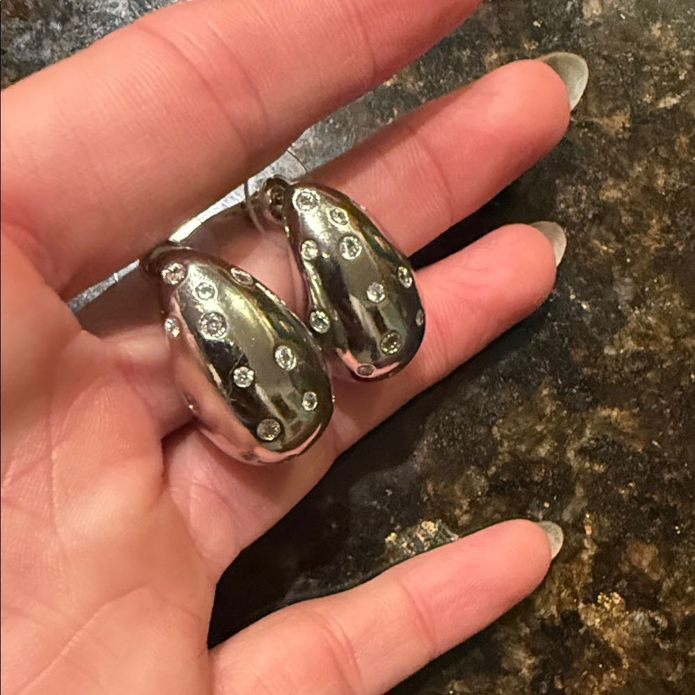 Elegant Silver Teardrop Earrings with CZ Detailing - BRAND NEW Drop Earrings